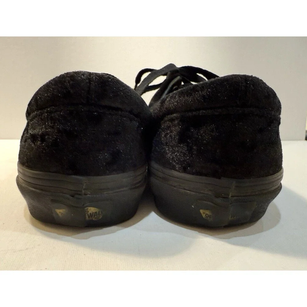 Vans Old Skool  Black Velvet Skate Sneakers  Unisex  Size 6 (M) 7.5 (W) 507452